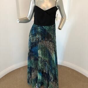 Laundry By Shelli Segal Blue Black Maxi Pleated Spaghetti Straps Gown Size 8 NWT